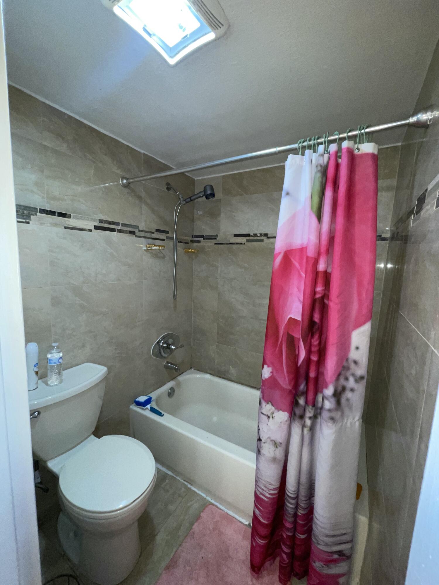 TOWN SQUARE CONDO - Residential