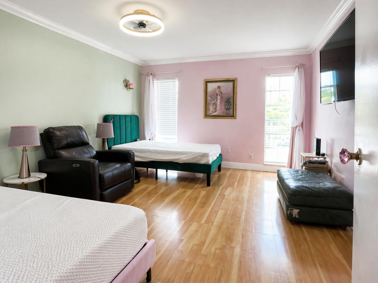 TOWN SQUARE CONDO - Residential