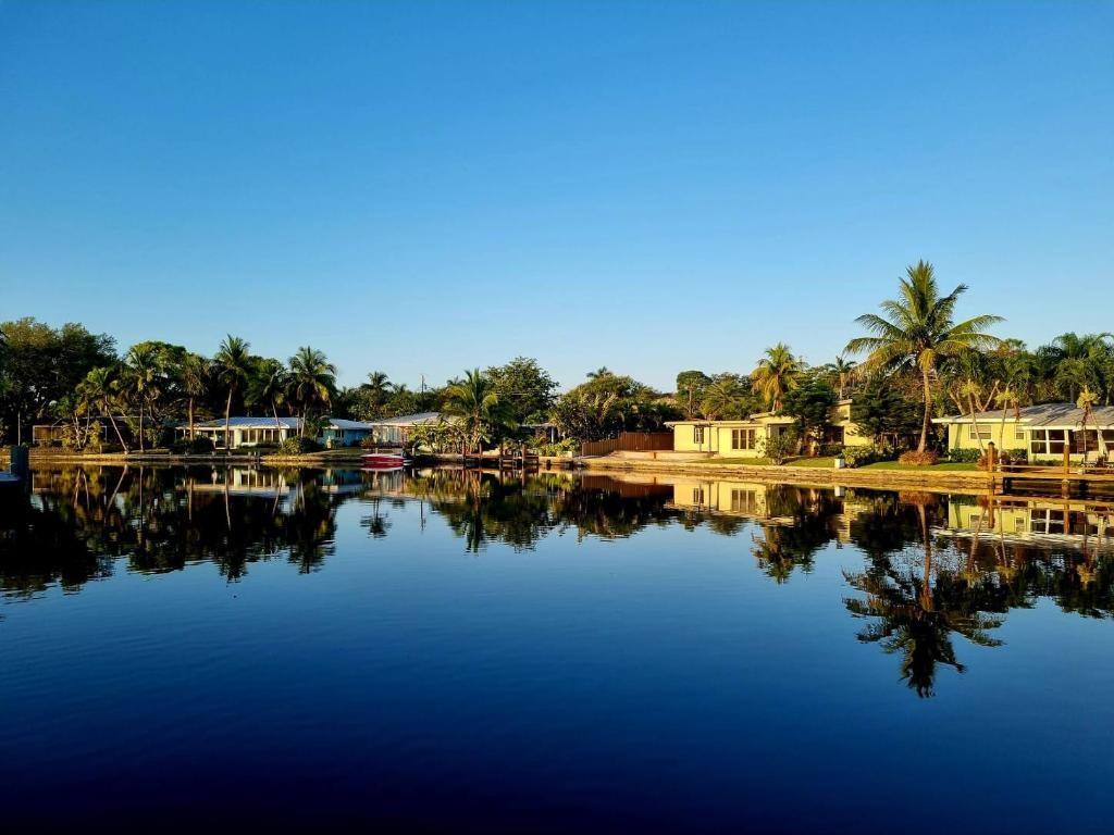 CORAL BROOK 37-18 B - Residential