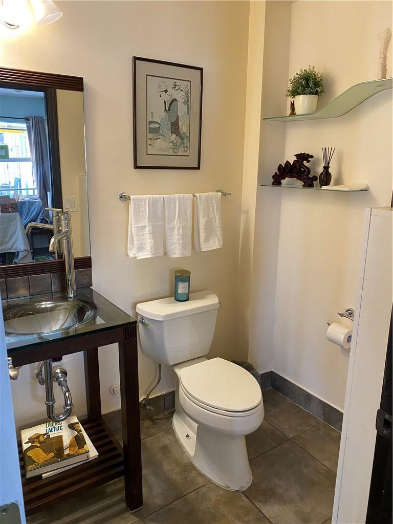 CORAL BROOK 37-18 B - Residential