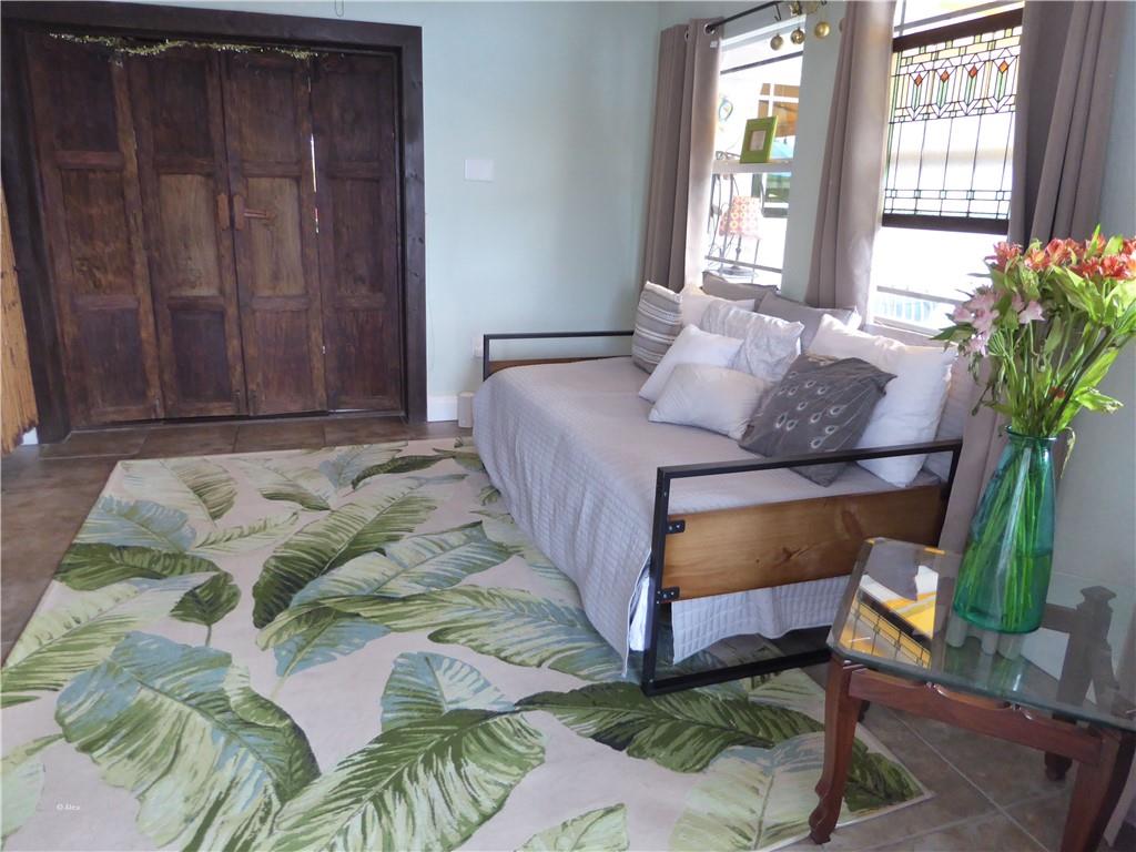 CORAL BROOK 37-18 B - Residential