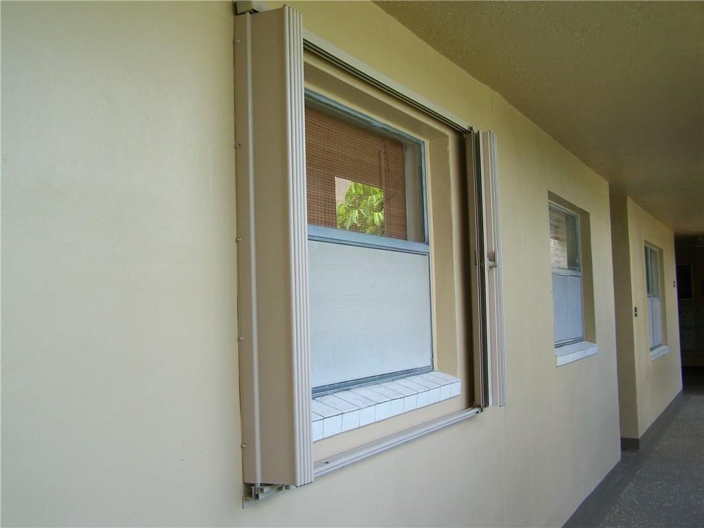 SUNRISE LAKES 3 - Residential