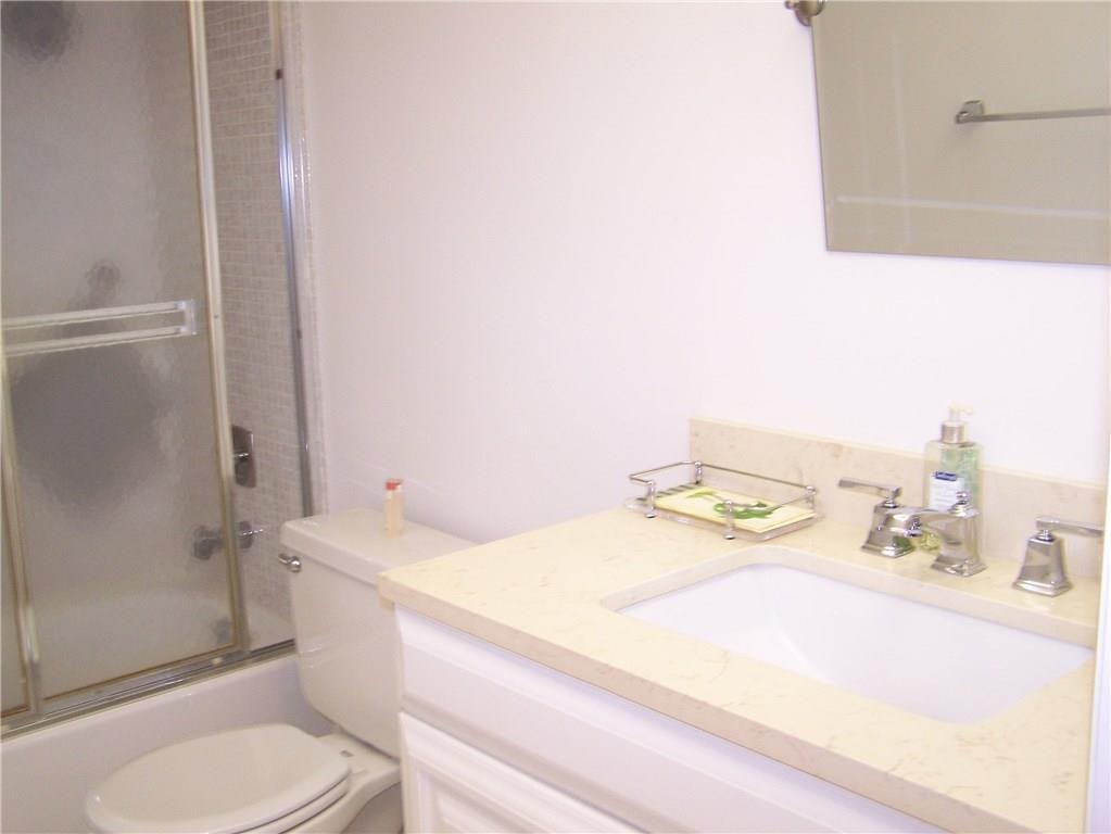 SUNRISE LAKES 3 - Residential