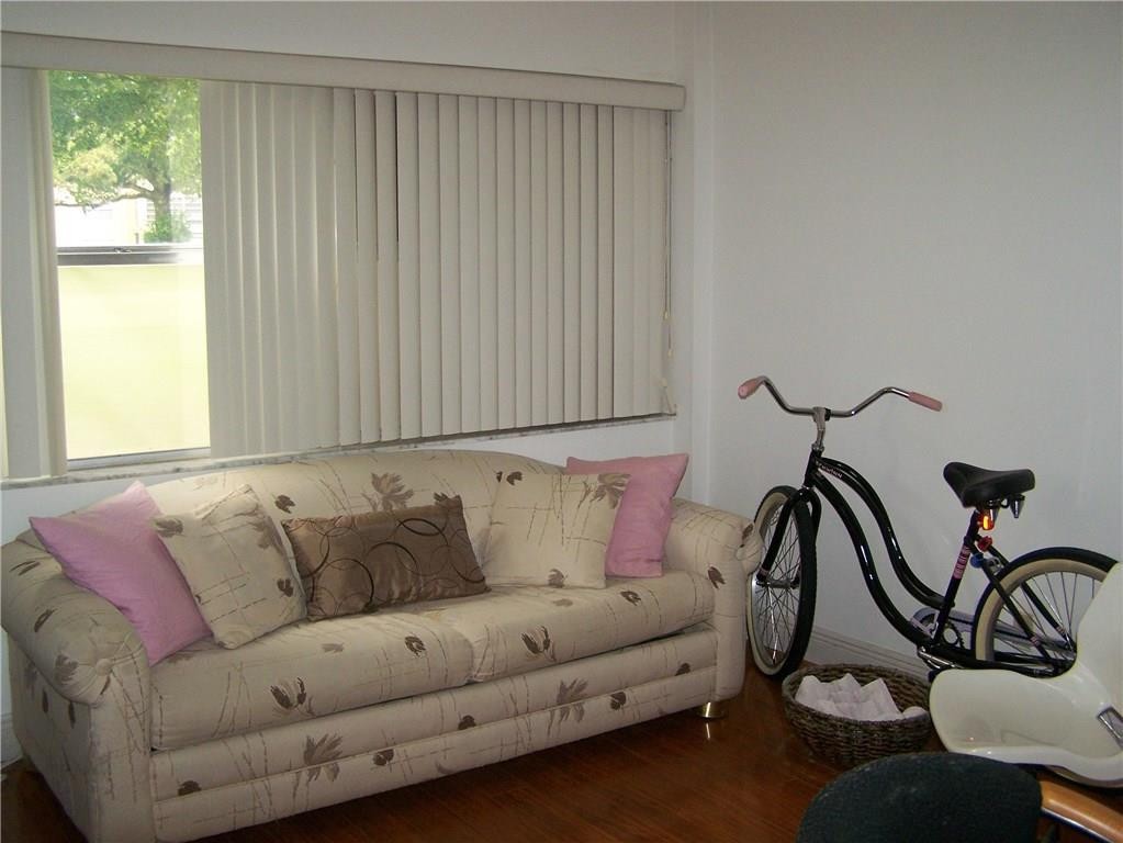 SUNRISE LAKES 3 - Residential