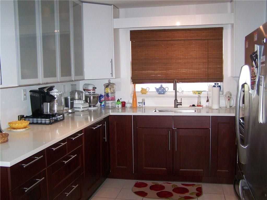 SUNRISE LAKES 3 - Residential