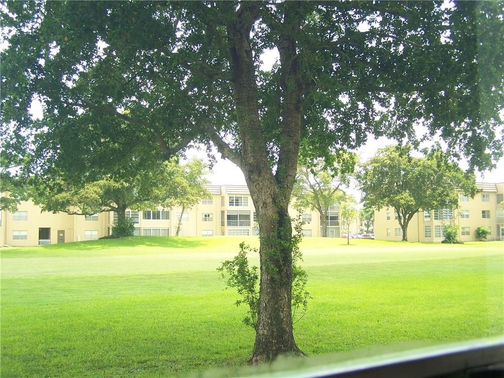 SUNRISE LAKES 3 - Residential