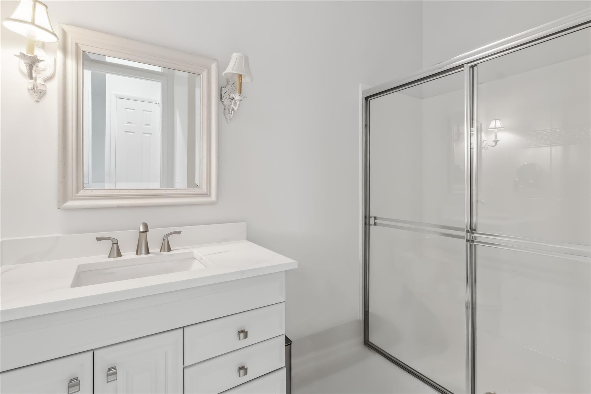 EAGLES LANDING OF P B POL - Residential Lease