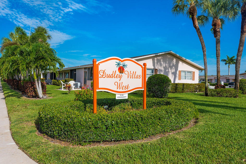 CRESTHAVEN VILLAS 28 CONDO - Residential