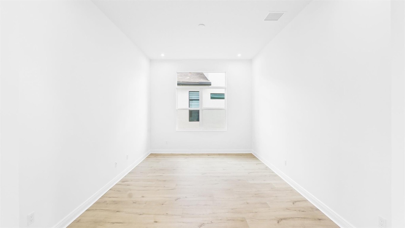 Astor Creek - Residential