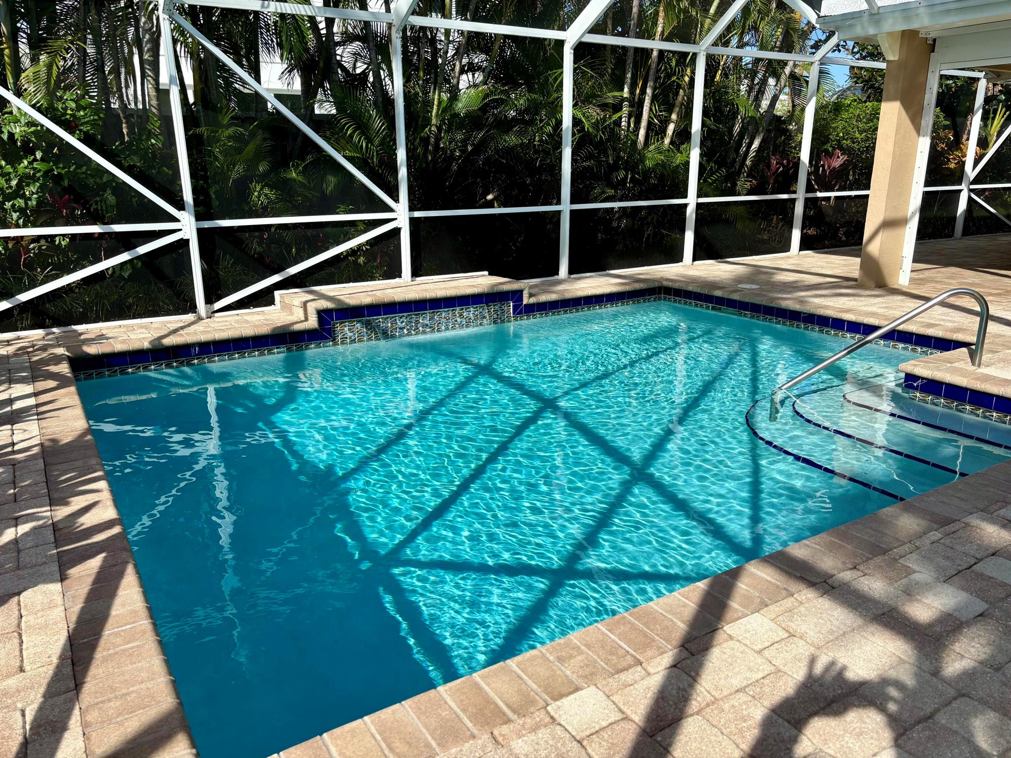 JUPITER INLET BEACH COLON - Residential