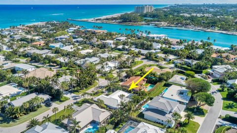 A home in Jupiter Inlet Colony