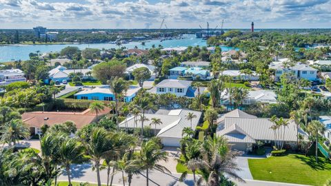 A home in Jupiter Inlet Colony