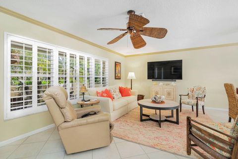 A home in Jupiter Inlet Colony