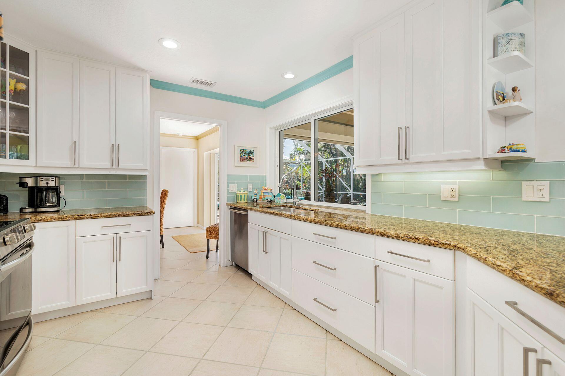 JUPITER INLET BEACH COLON - Residential