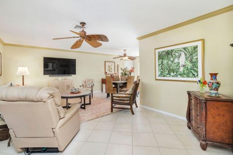 A home in Jupiter Inlet Colony