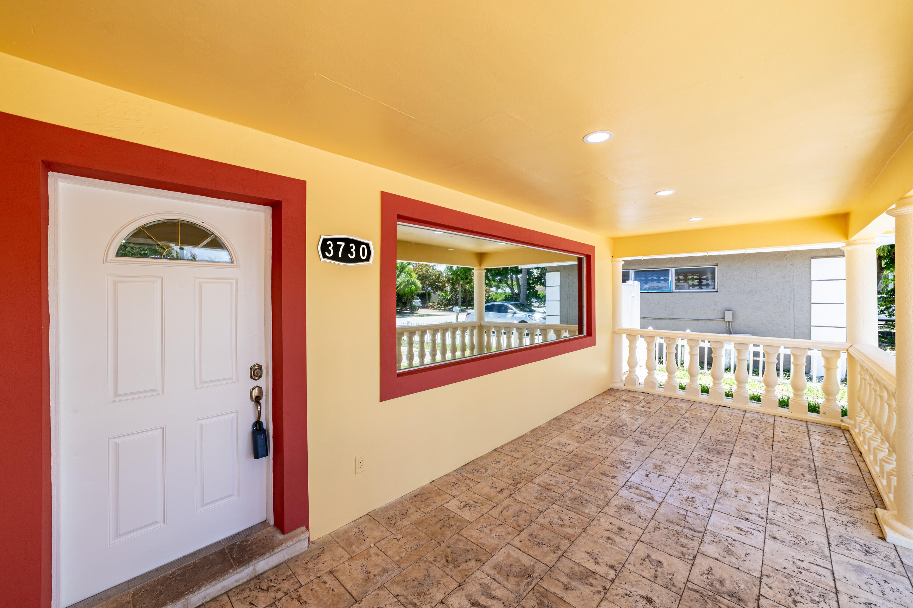 3730 NE 13th Terrace