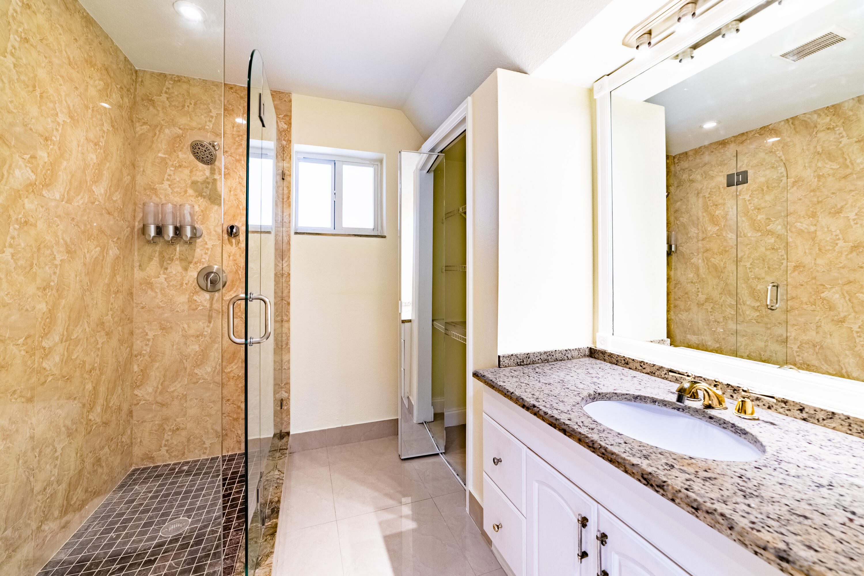 NORTH POMPANO BEACH SECTION - Residential Lease
