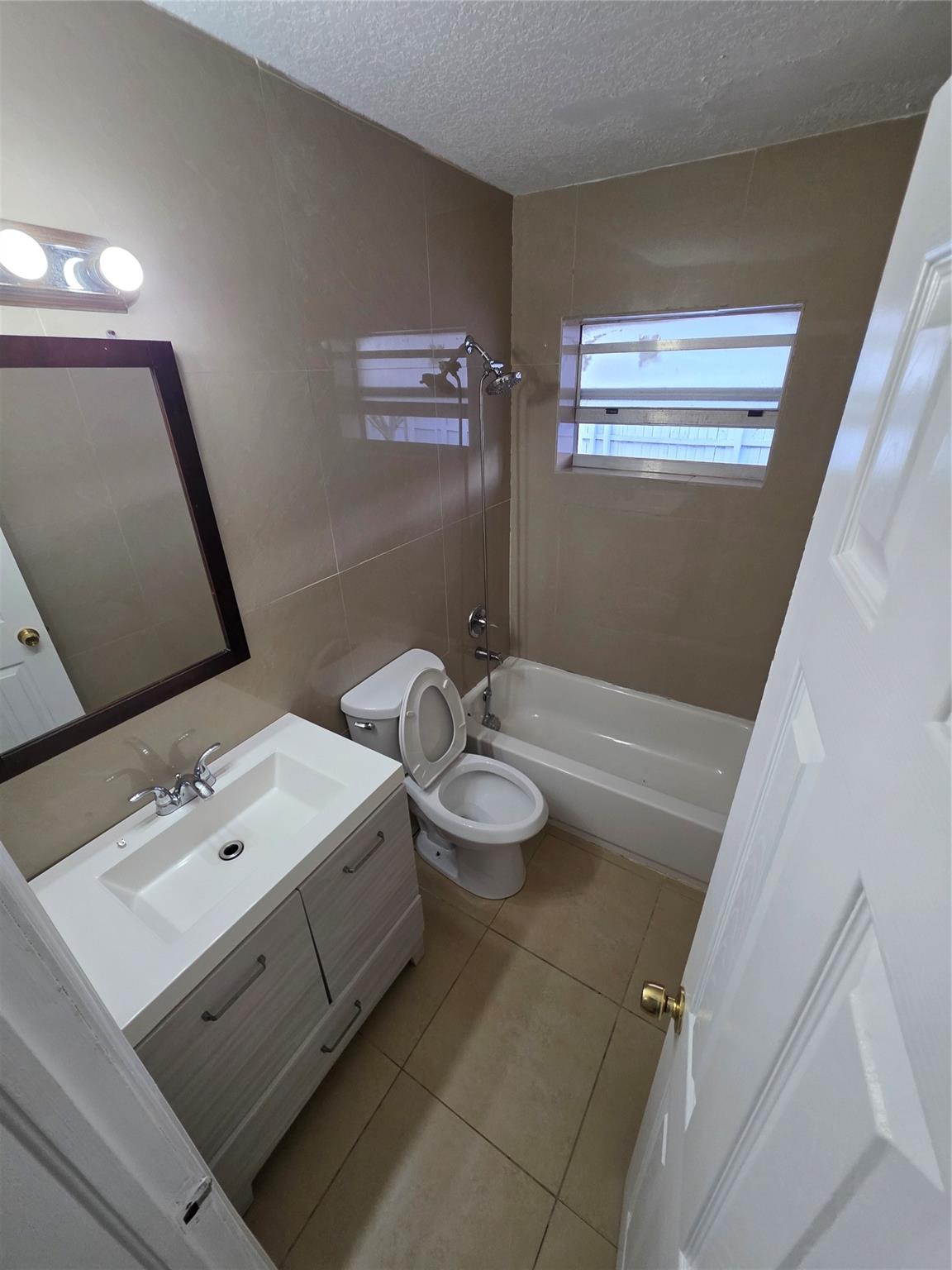 Melrose Park Sec 1 27-6 B - Residential Lease