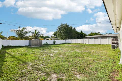 Tiny photo for 1200 NW 19TH Avenue, Fort Lauderdale, FL 33311 (MLS # B26053556)