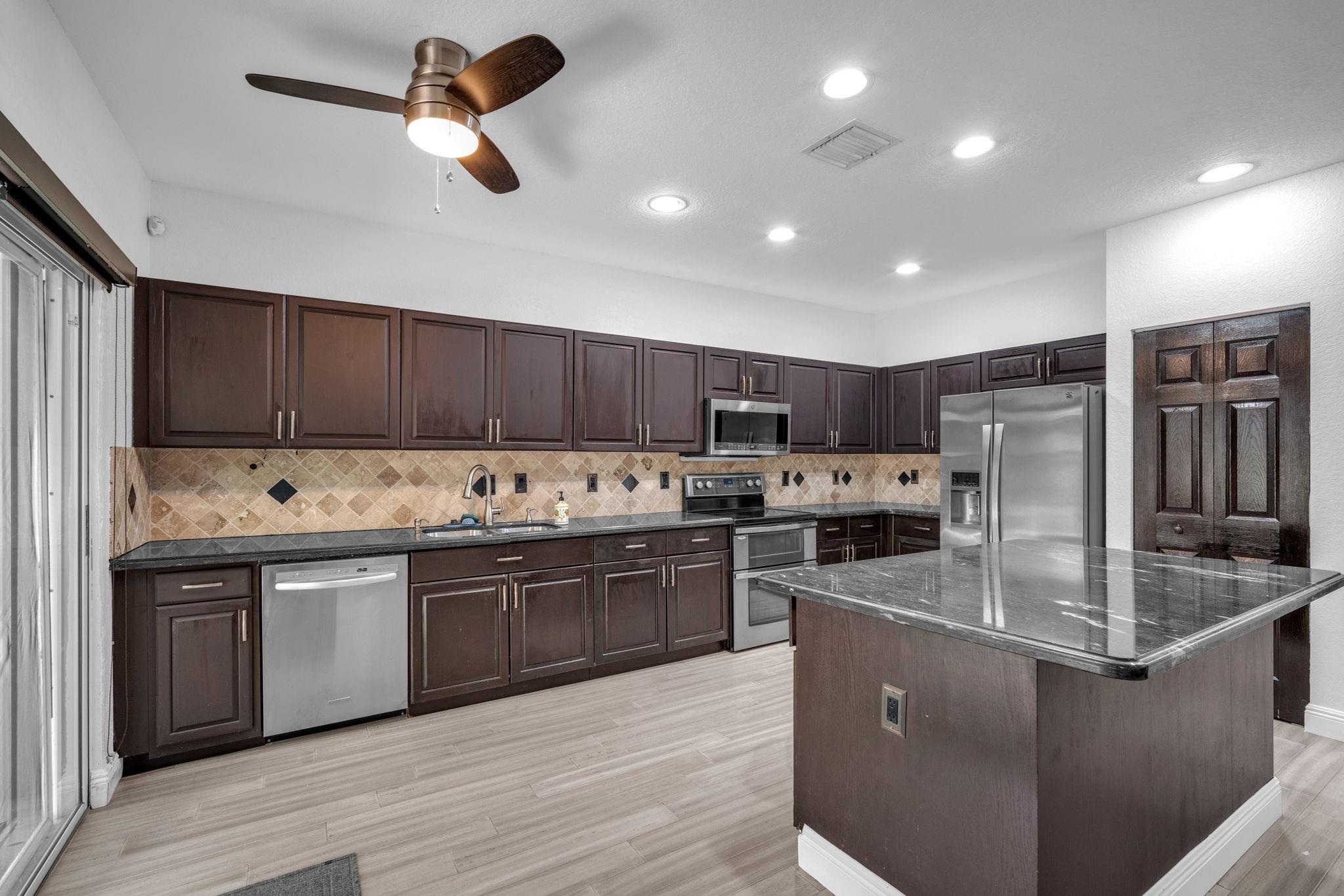 DOWERMAN PLAT 160-10 B - Residential