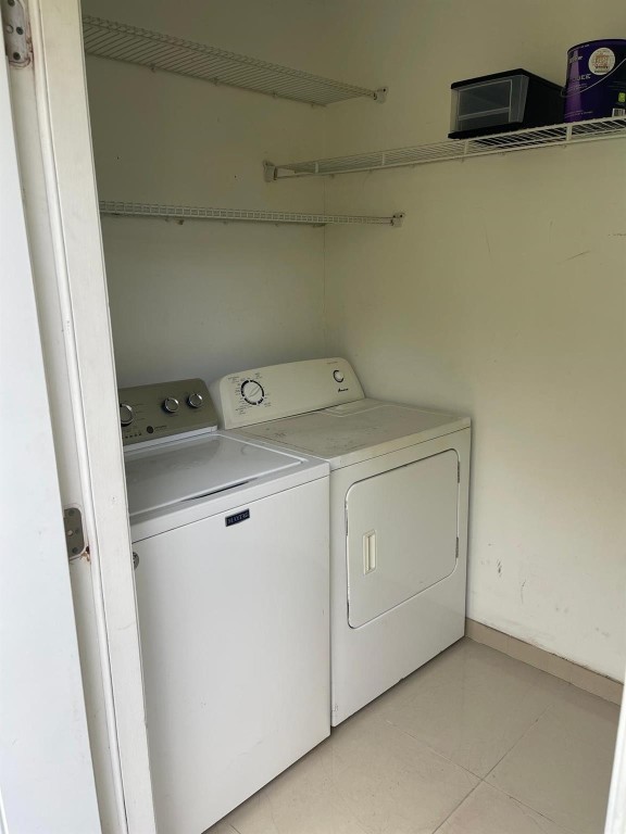 Poinciana Park 5-17 B - Residential Income