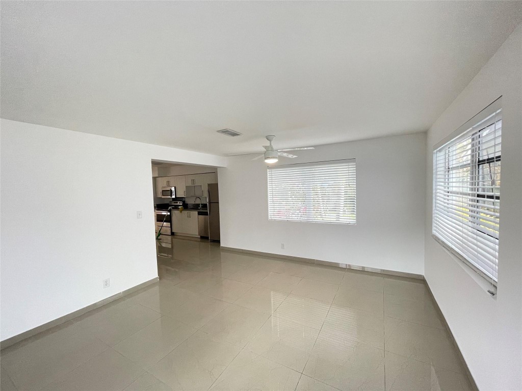 Poinciana Park 5-17 B - Residential Income