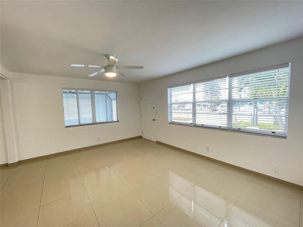 Poinciana Park 5-17 B - Residential Income