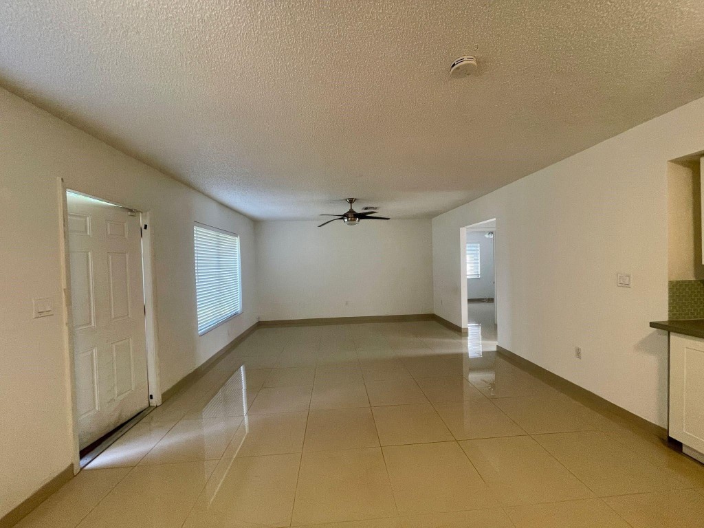 Poinciana Park 5-17 B - Residential Income
