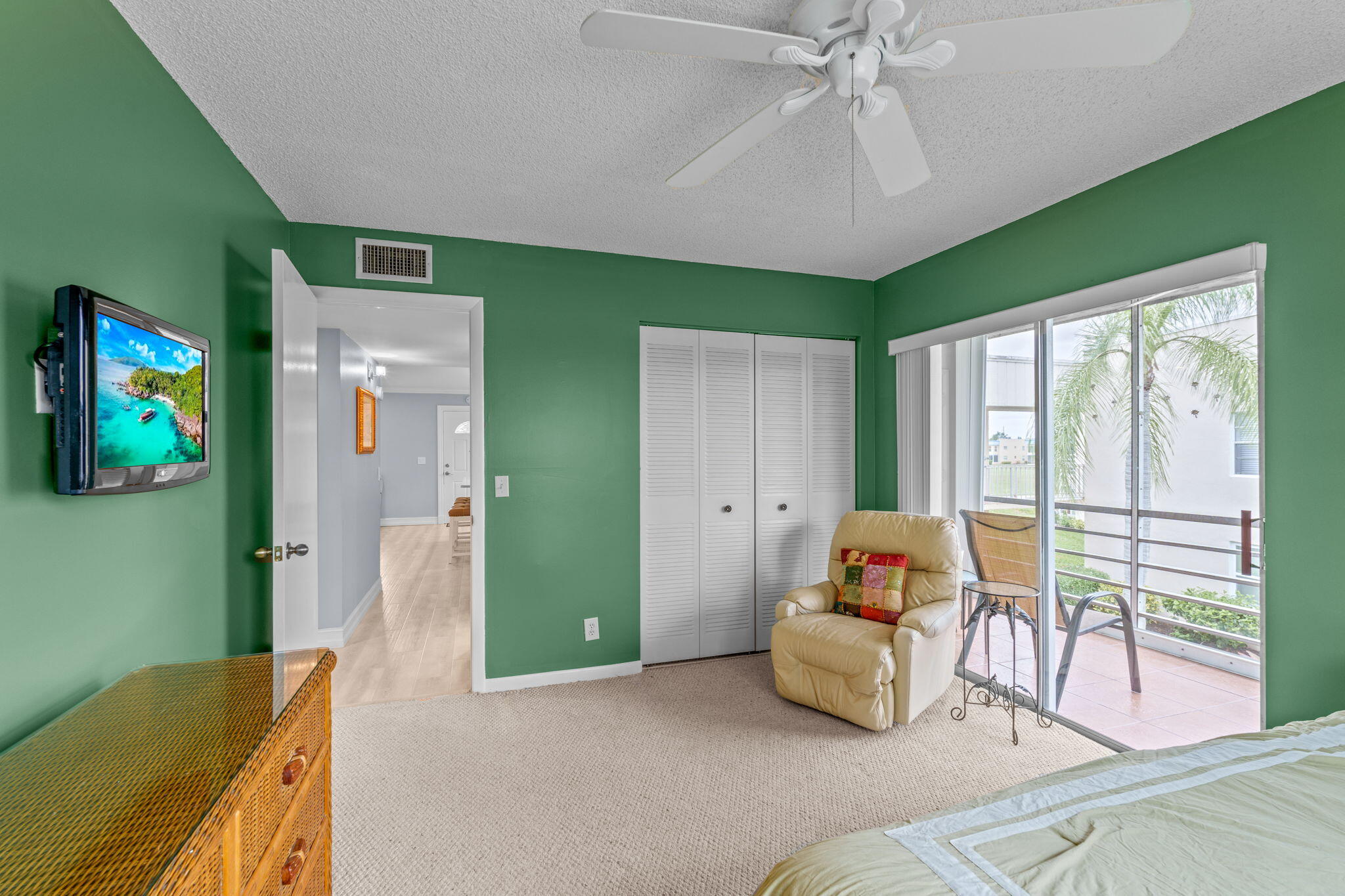 KINGS POINT CAPRI CONDOS - Residential