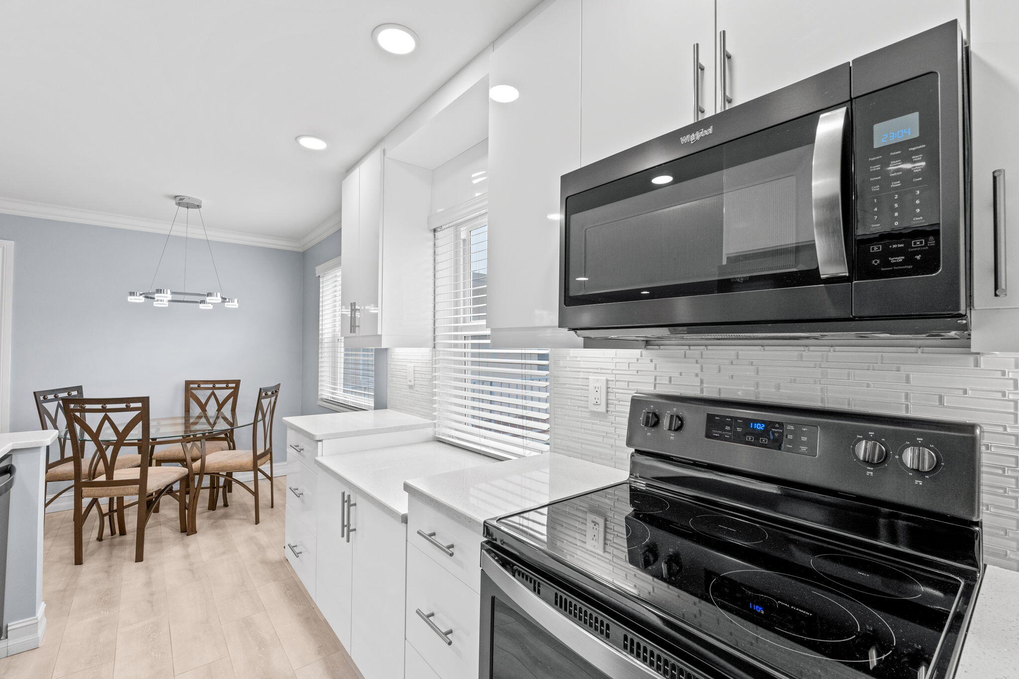 KINGS POINT CAPRI CONDOS - Residential