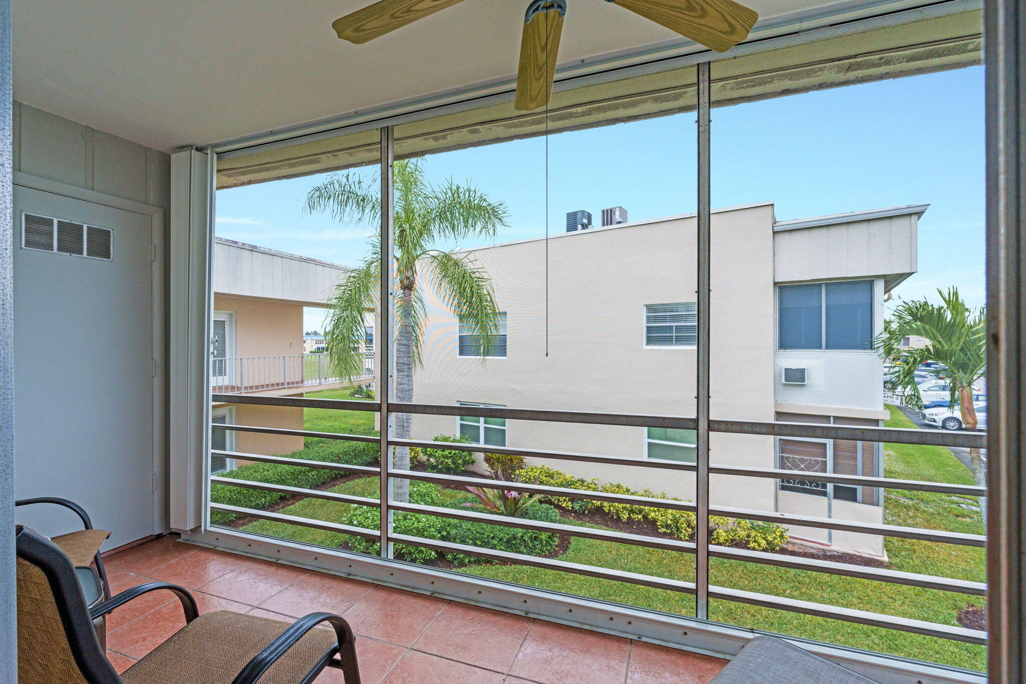 KINGS POINT CAPRI CONDOS - Residential