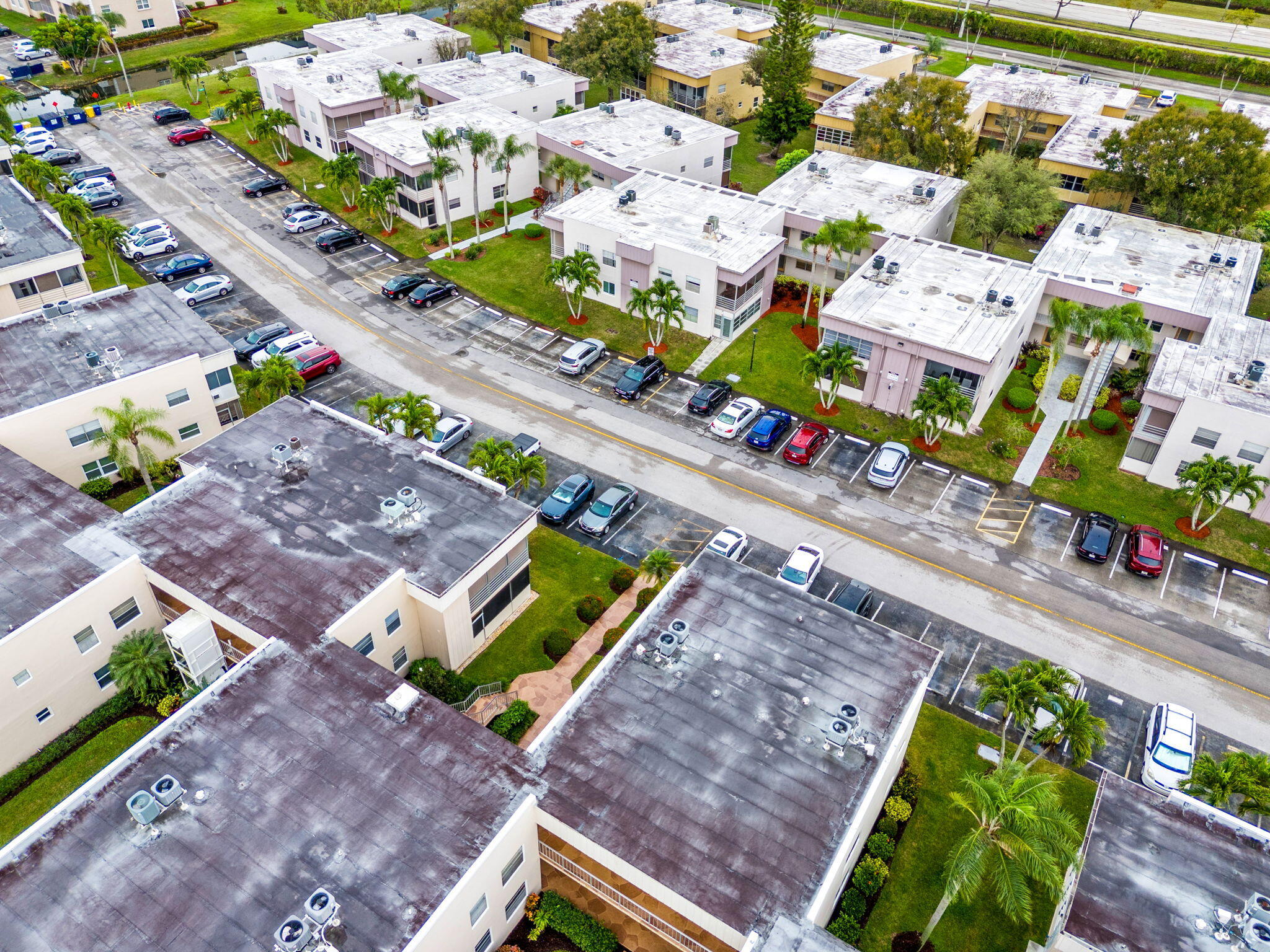 KINGS POINT CAPRI CONDOS - Residential