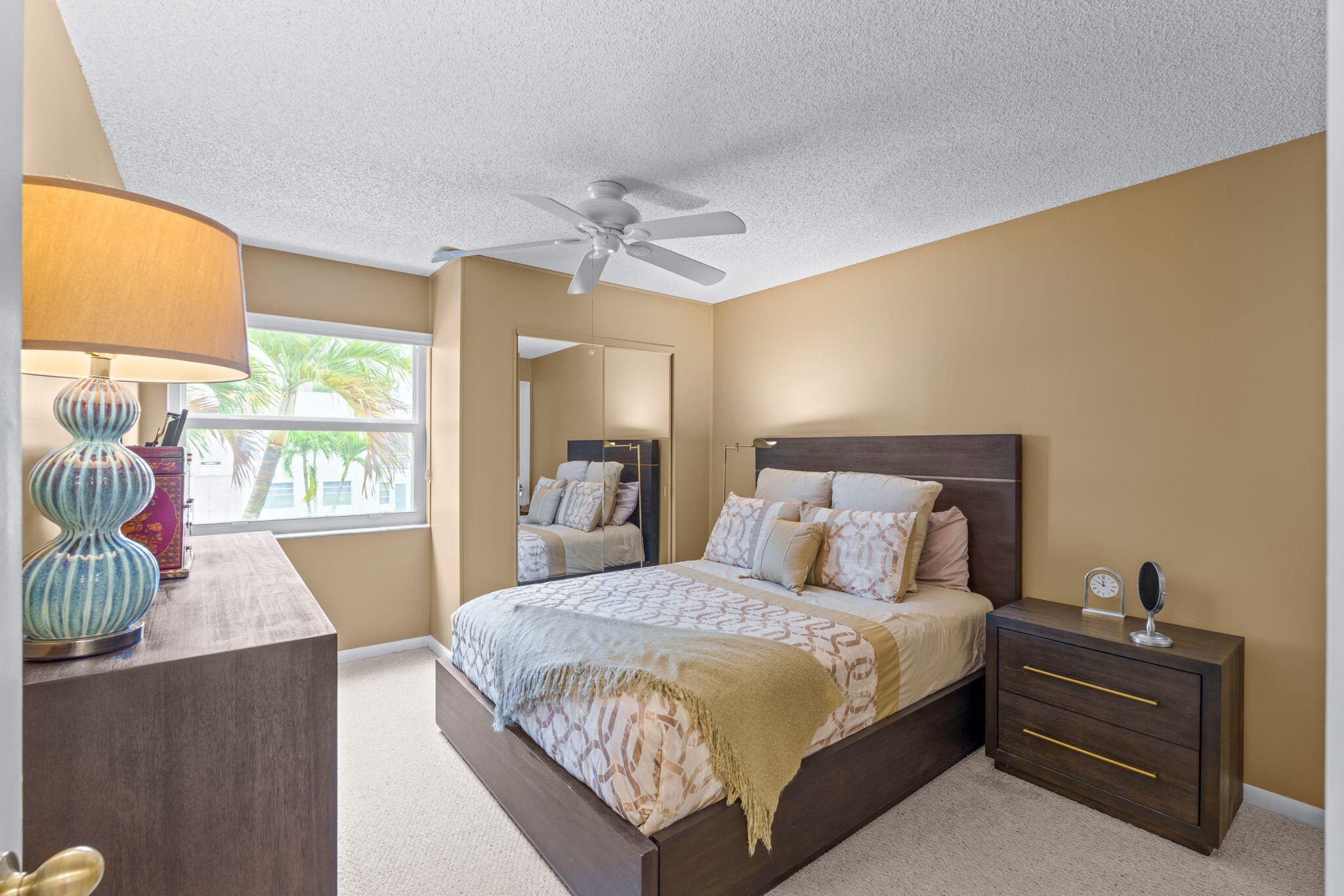 KINGS POINT CAPRI CONDOS - Residential