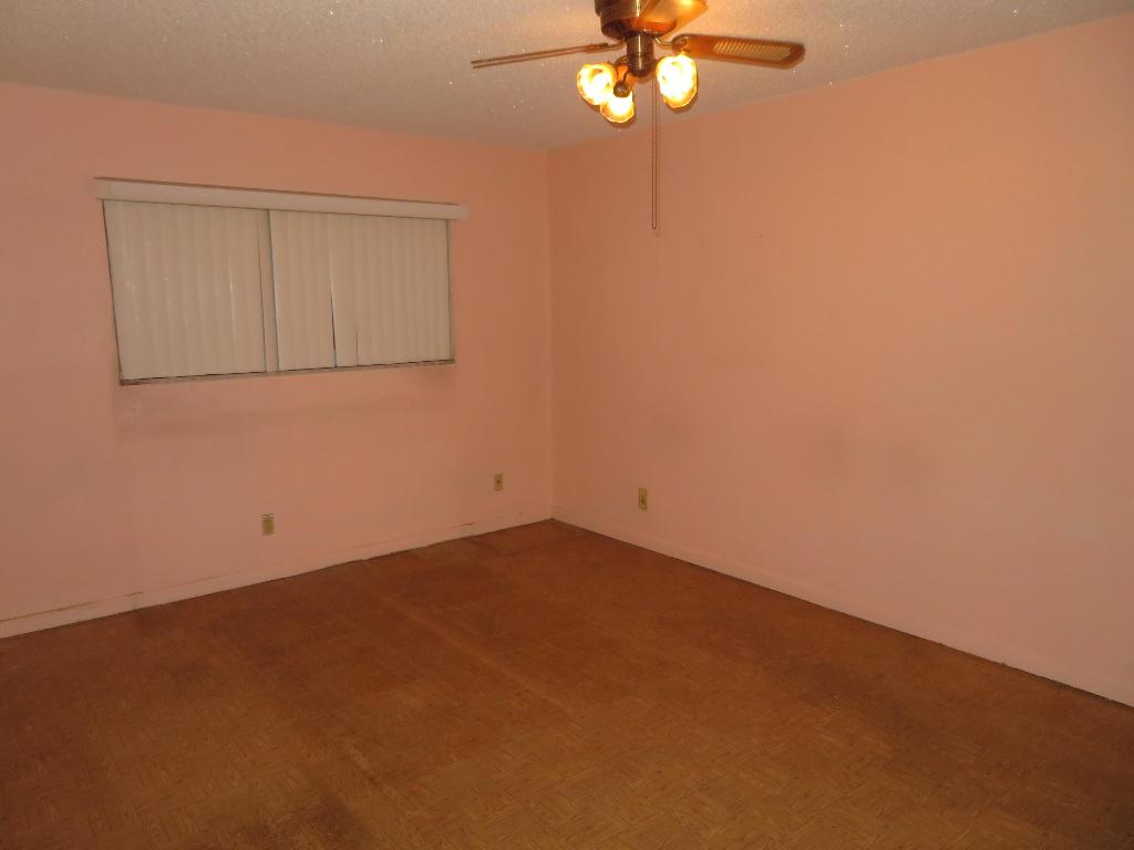 LAKESIDE VILLAGE CONDO 9 - Residential