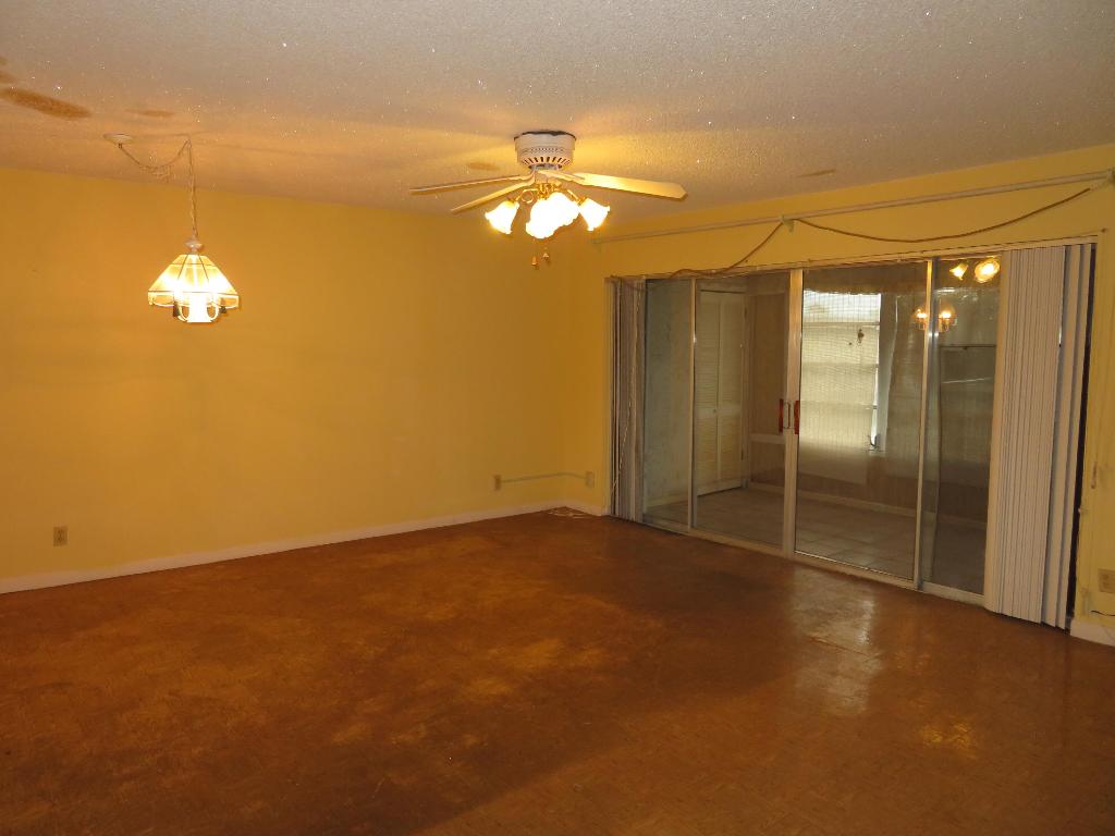 LAKESIDE VILLAGE CONDO 9 - Residential