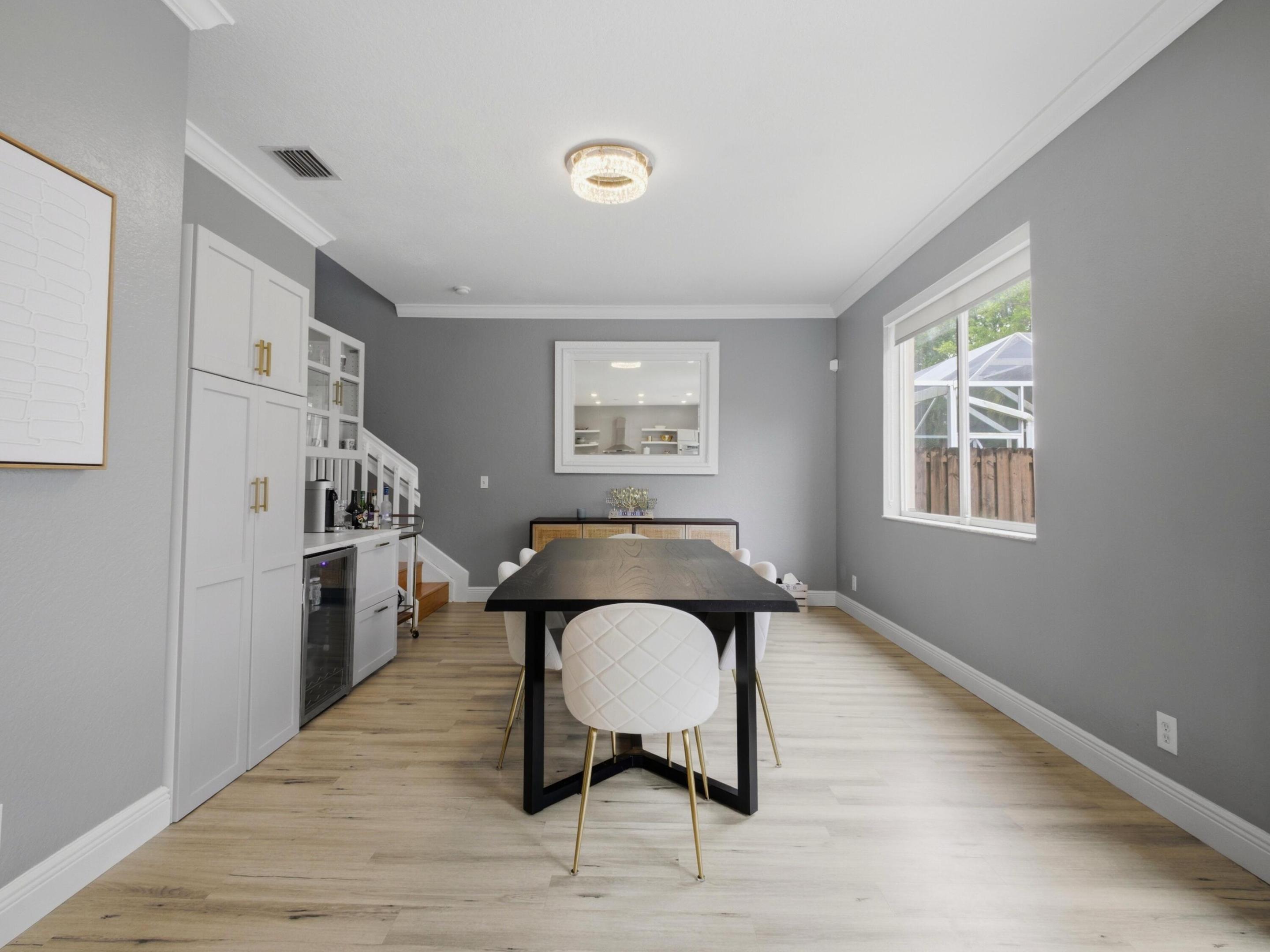 BANYAN TRAILS - Residential