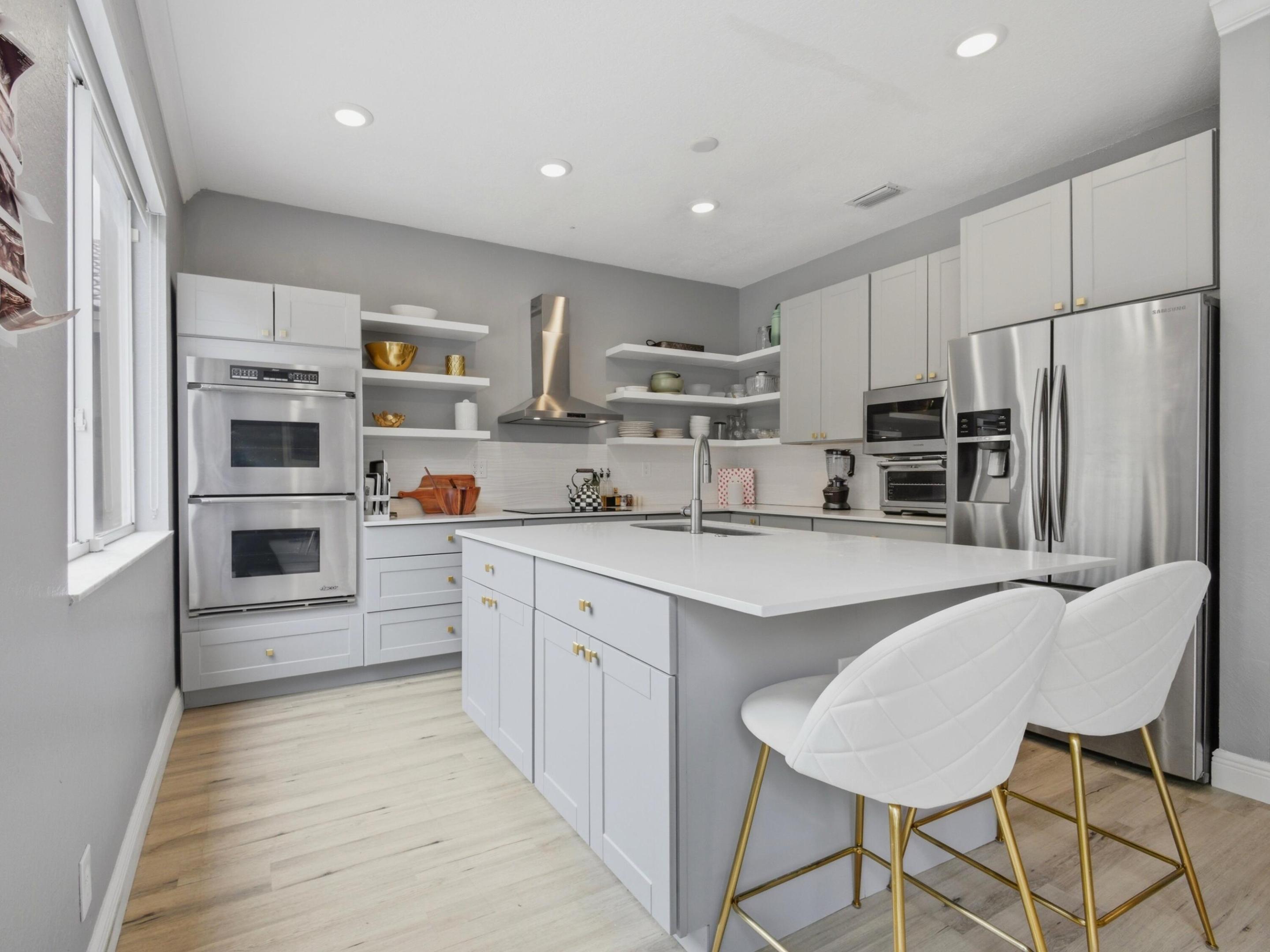 BANYAN TRAILS - Residential