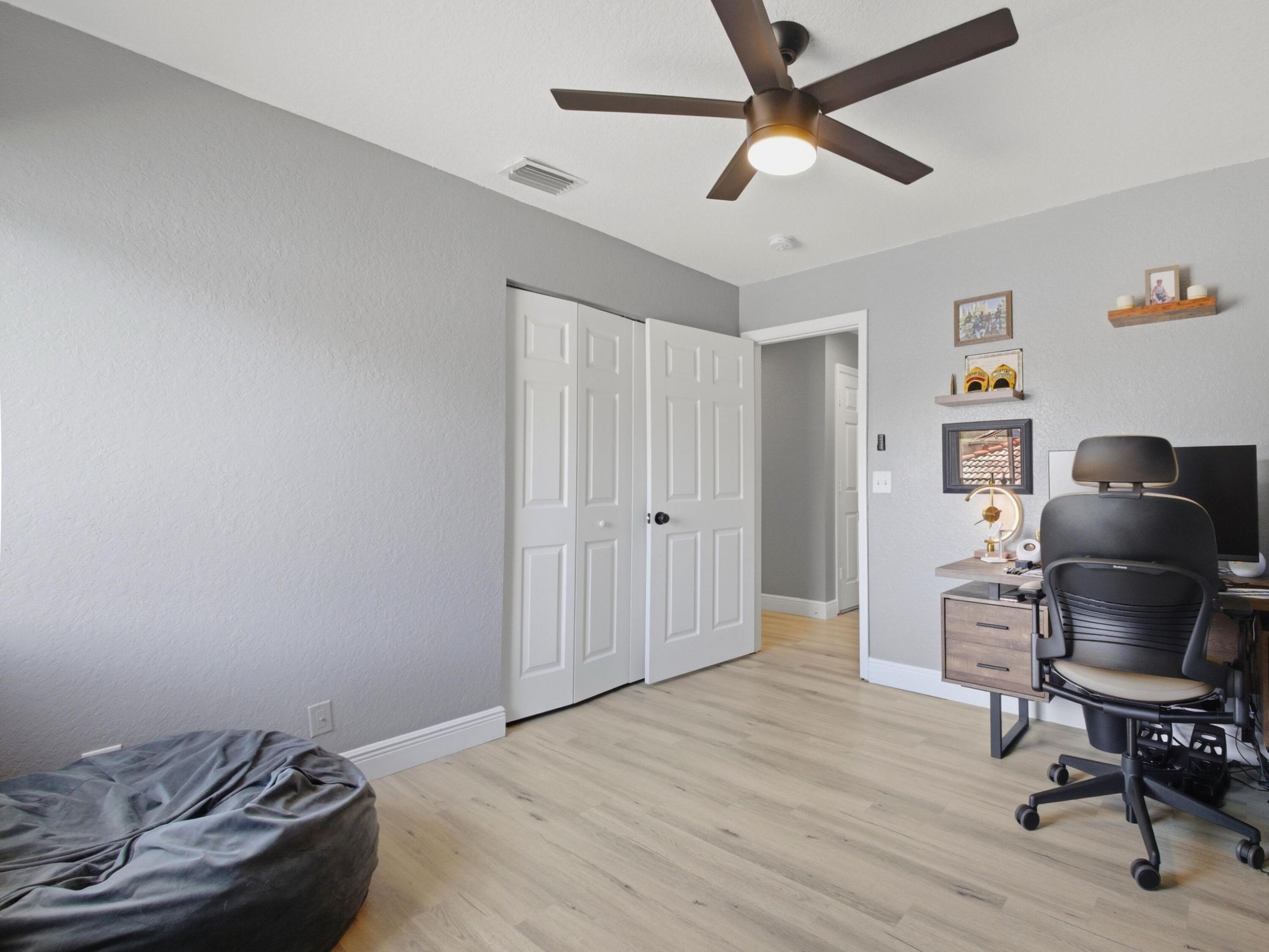 BANYAN TRAILS - Residential