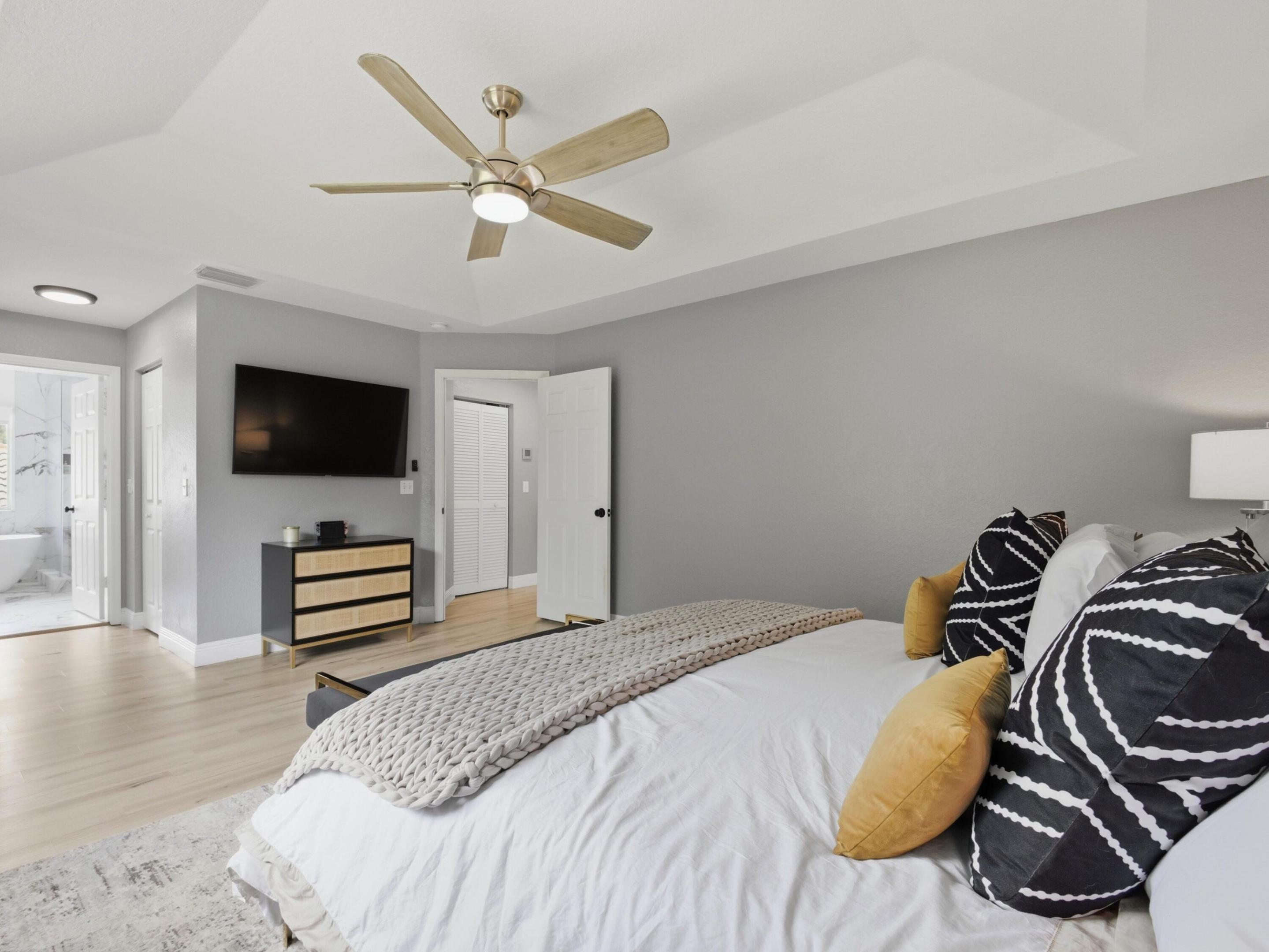 BANYAN TRAILS - Residential