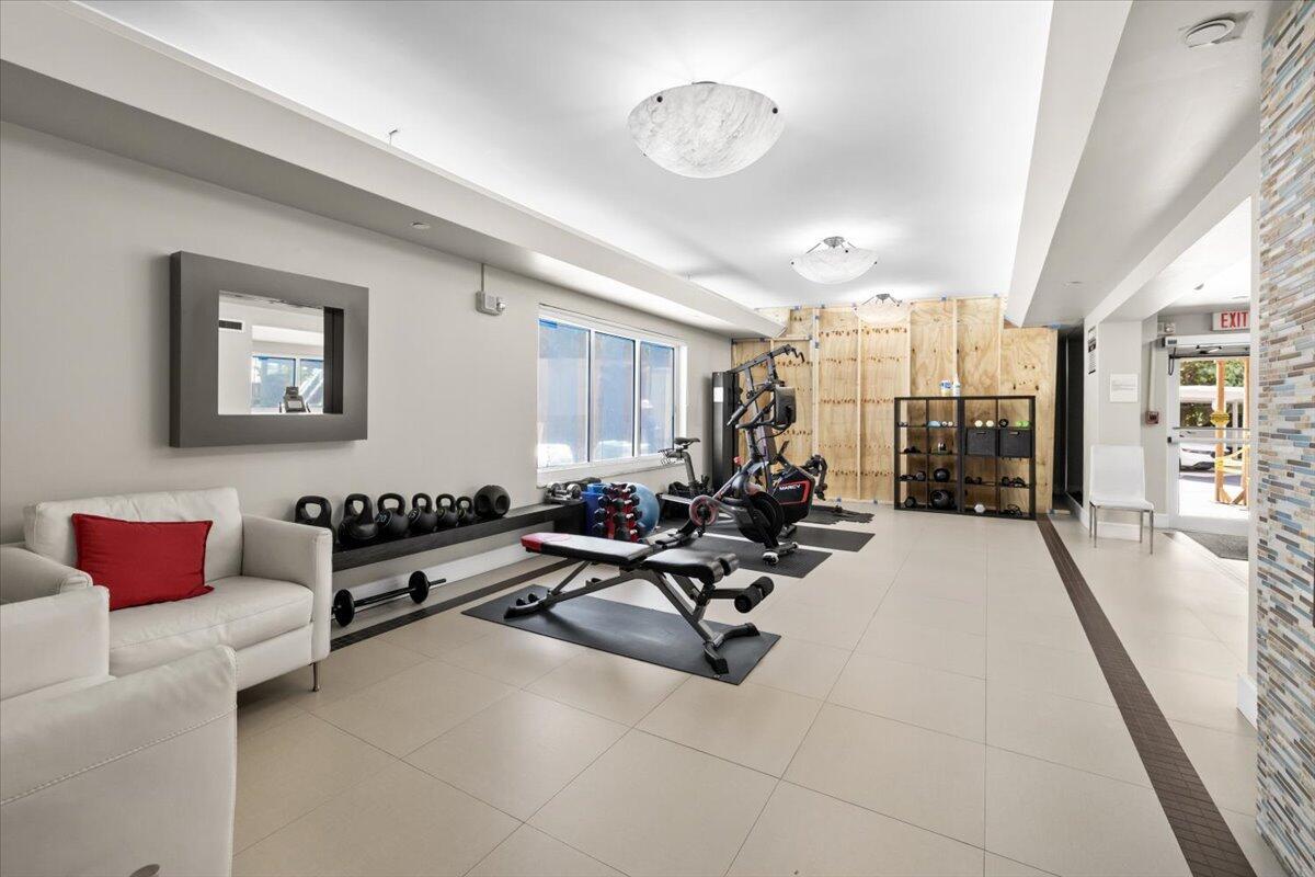 Park Tower - Residential