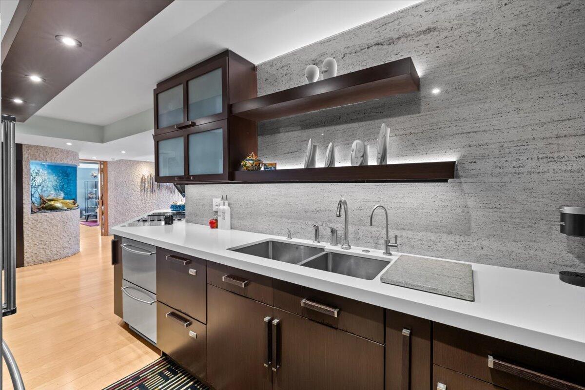 Park Tower - Residential