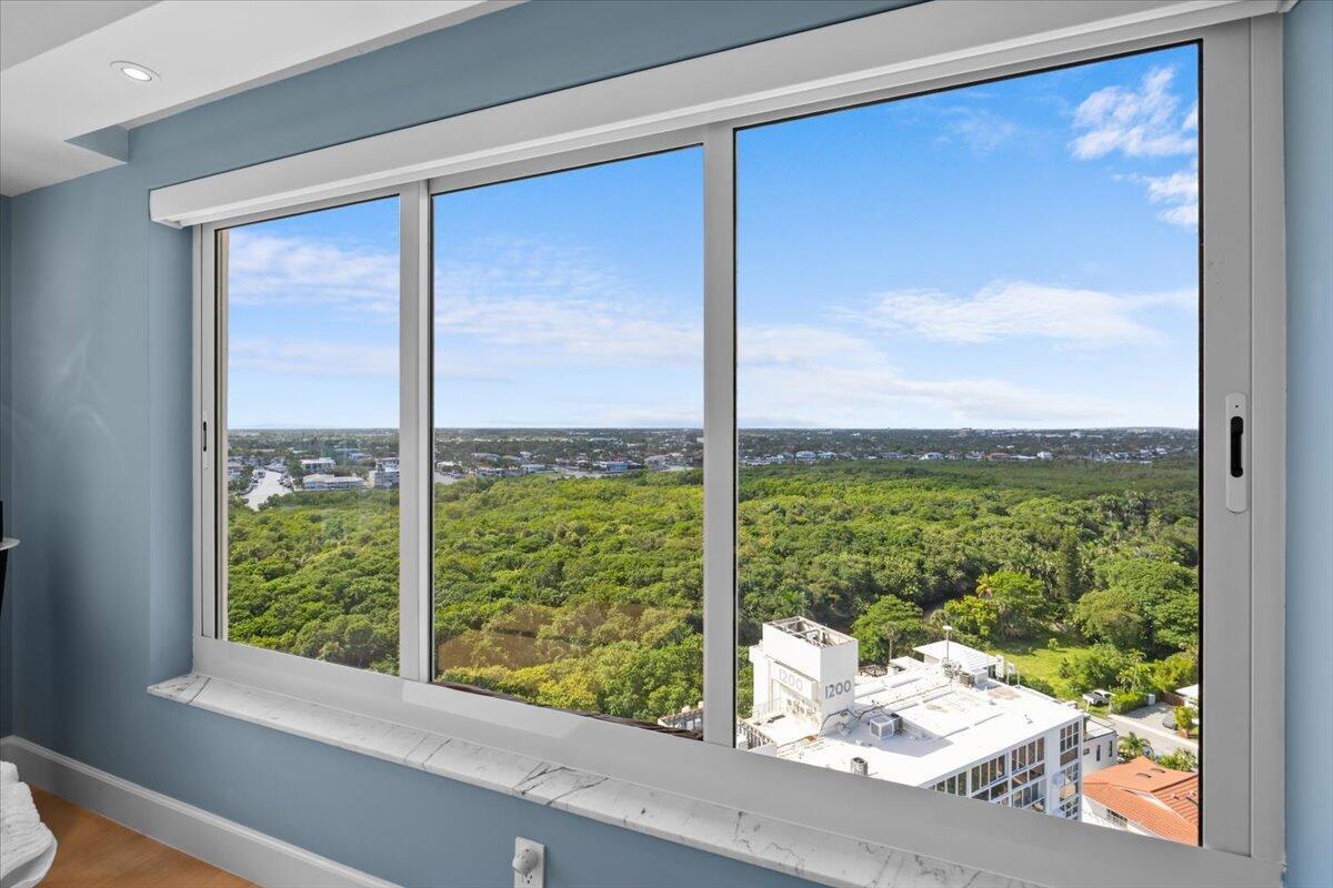 Park Tower - Residential