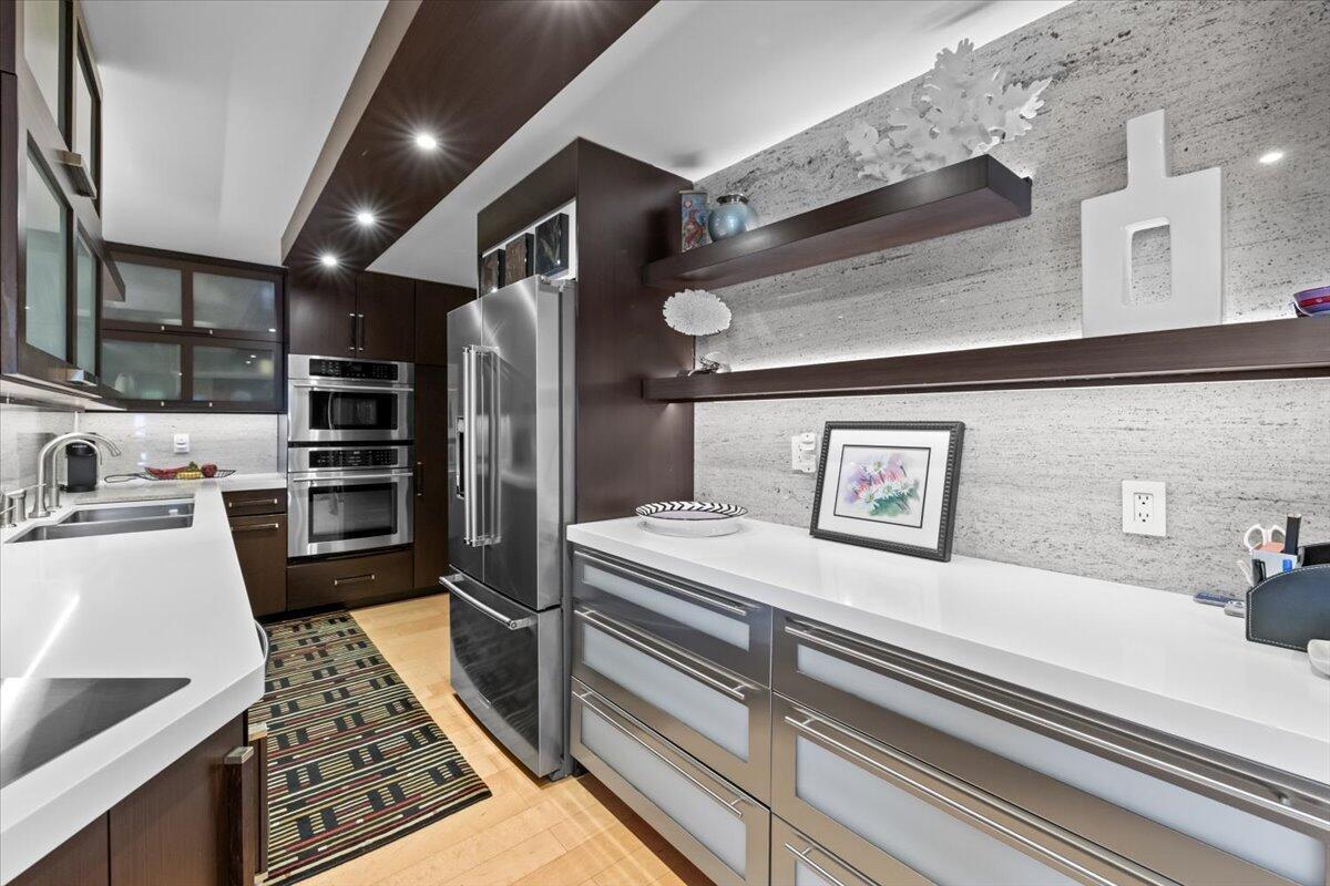 Park Tower - Residential