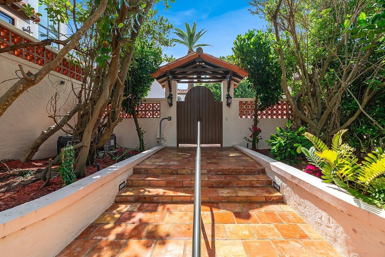 HYPOLUXO BEACH MAP - Residential Lease