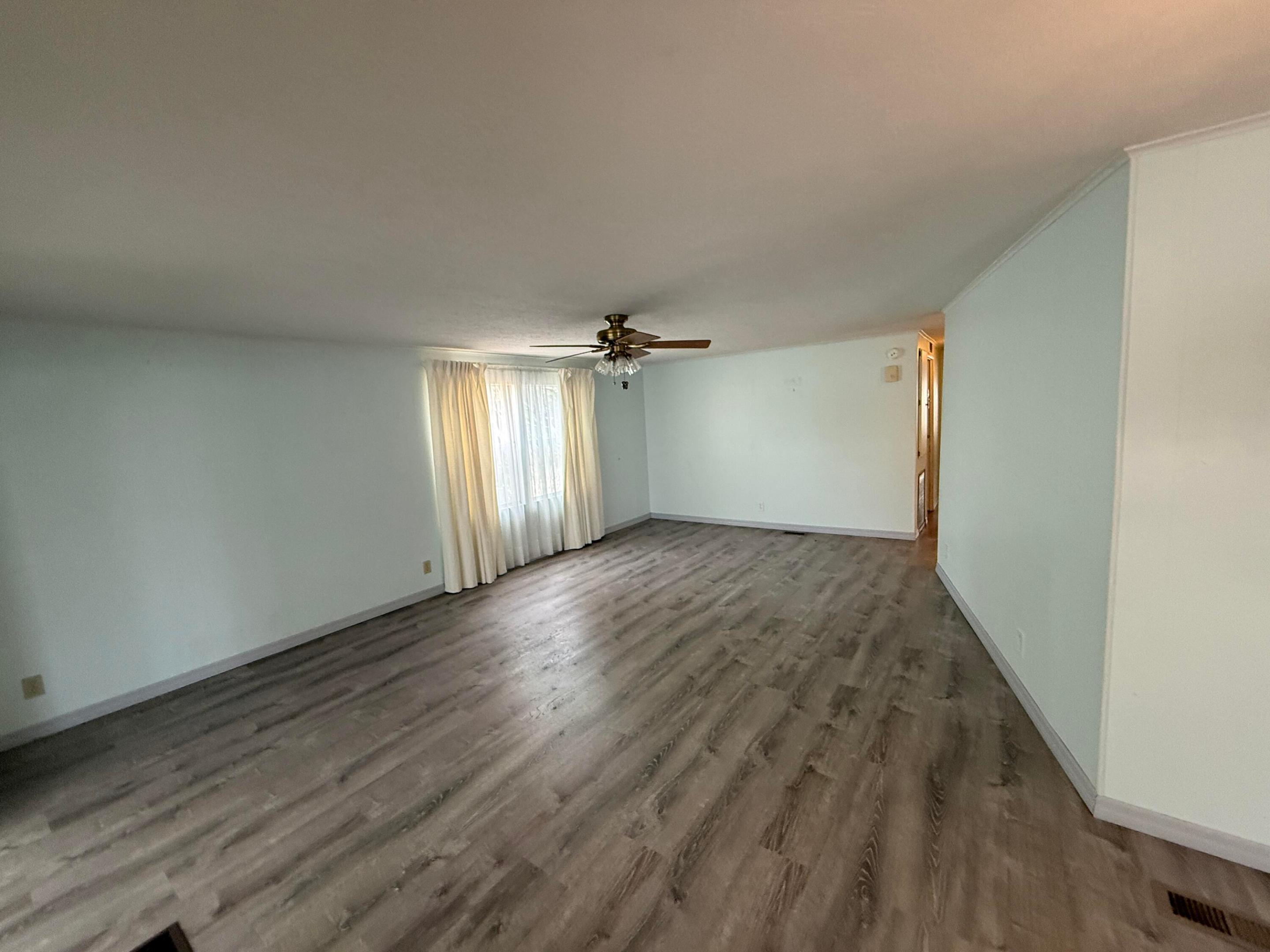 RIDGEWAY - Residential
