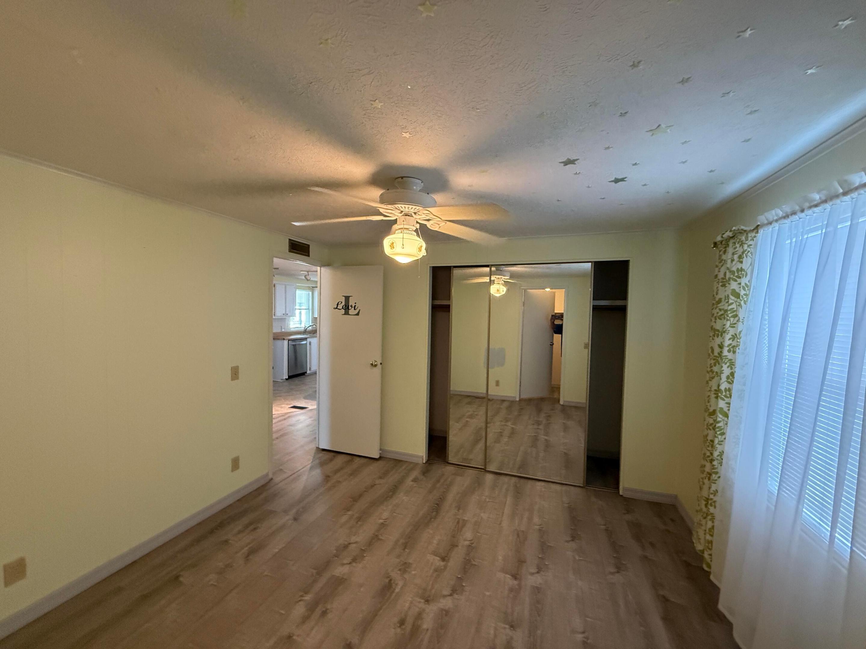 RIDGEWAY - Residential