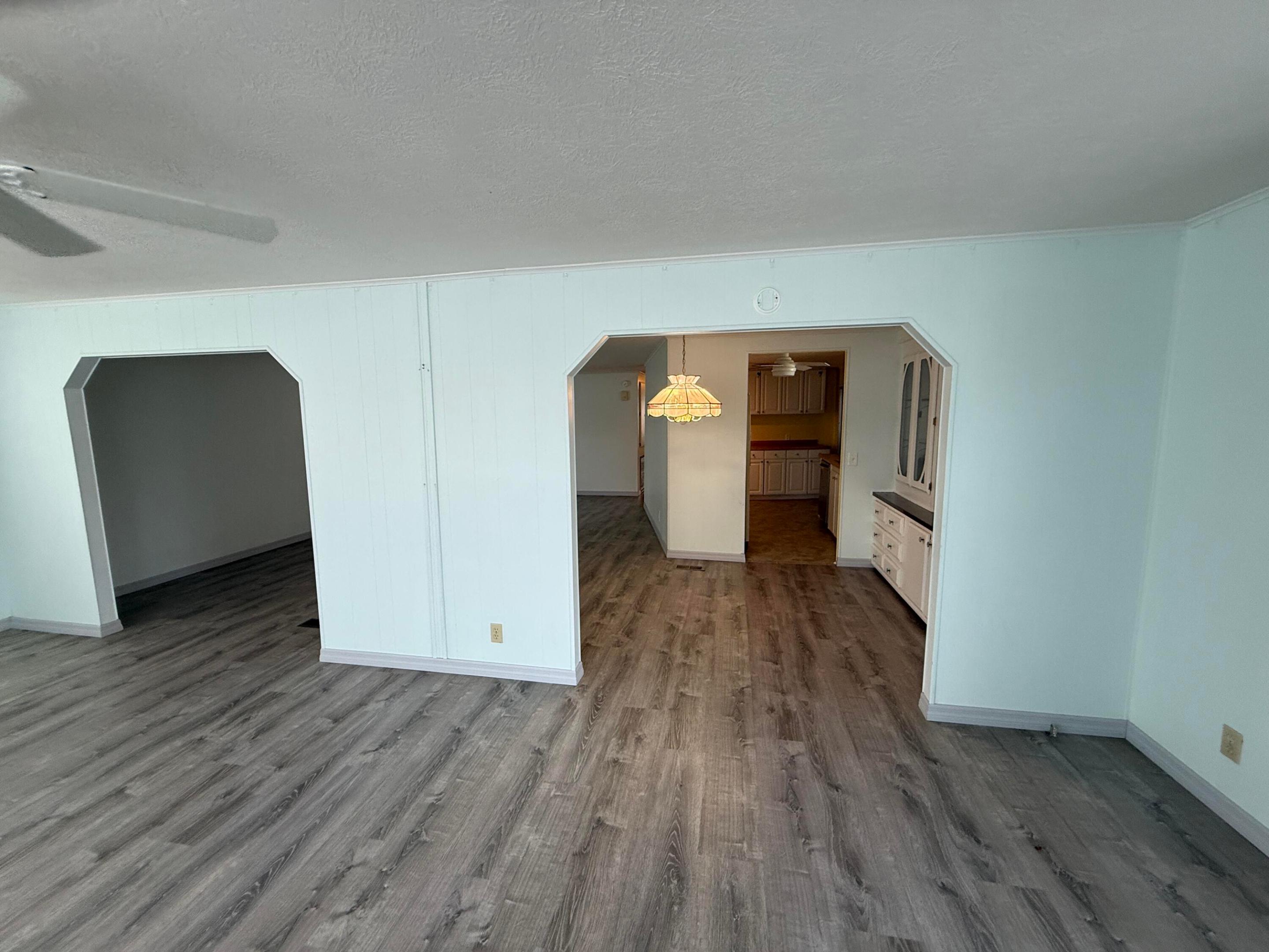 RIDGEWAY - Residential