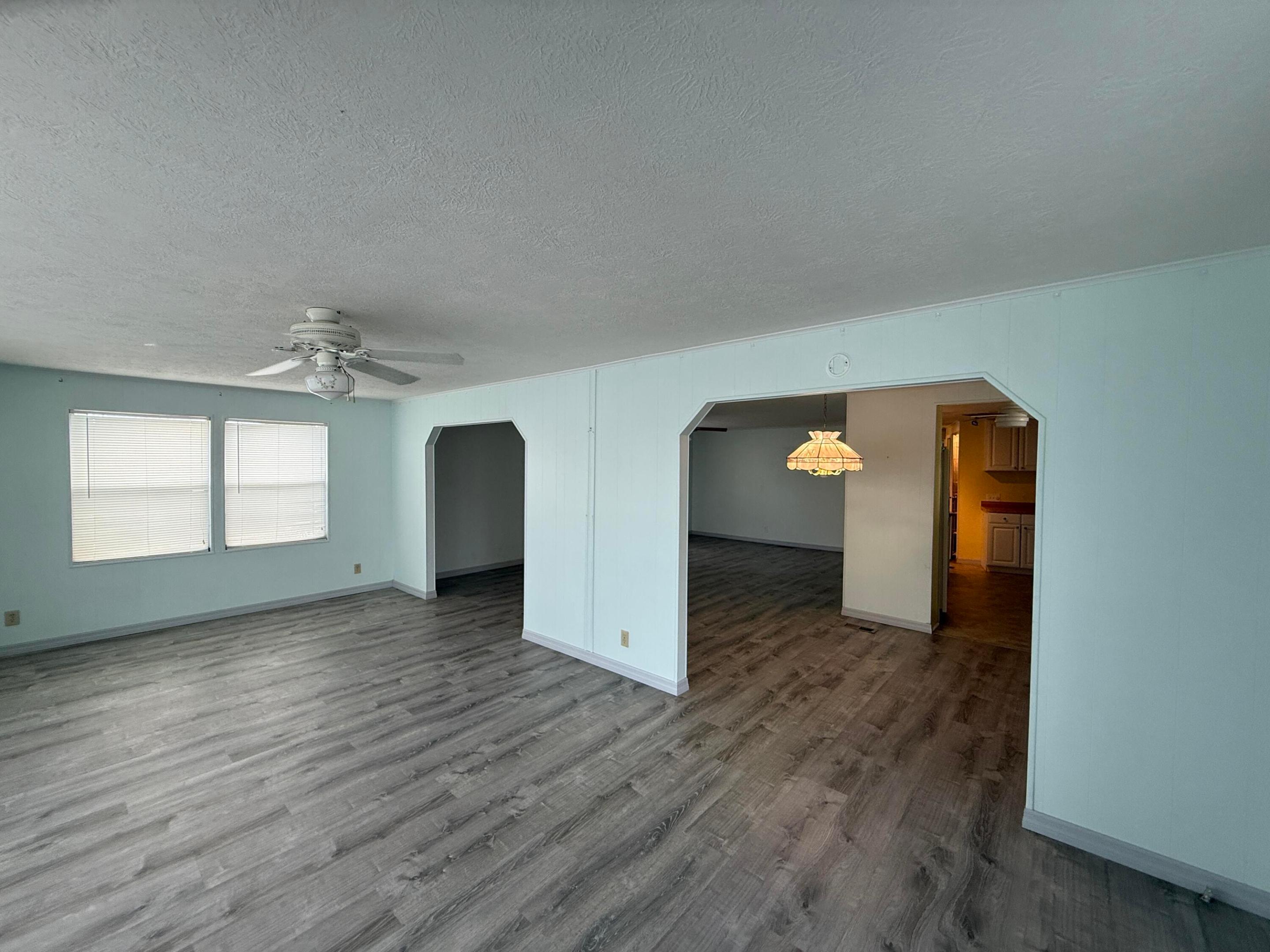 RIDGEWAY - Residential