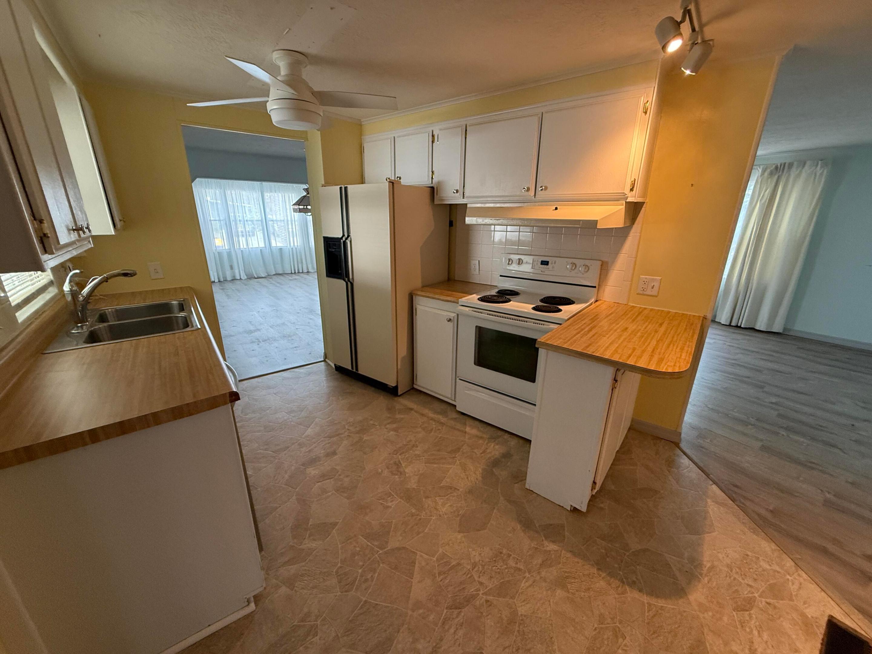 RIDGEWAY - Residential