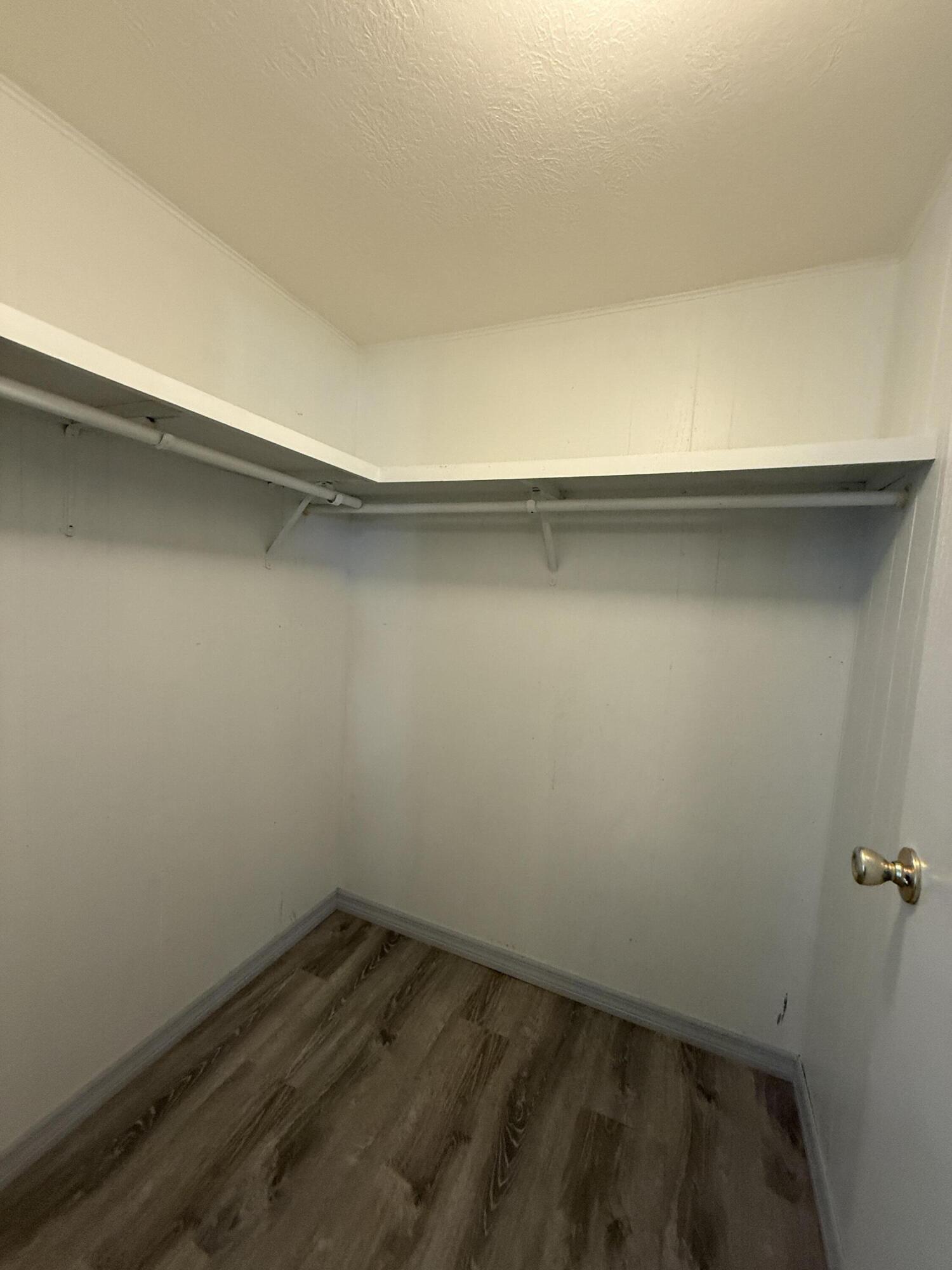 RIDGEWAY - Residential